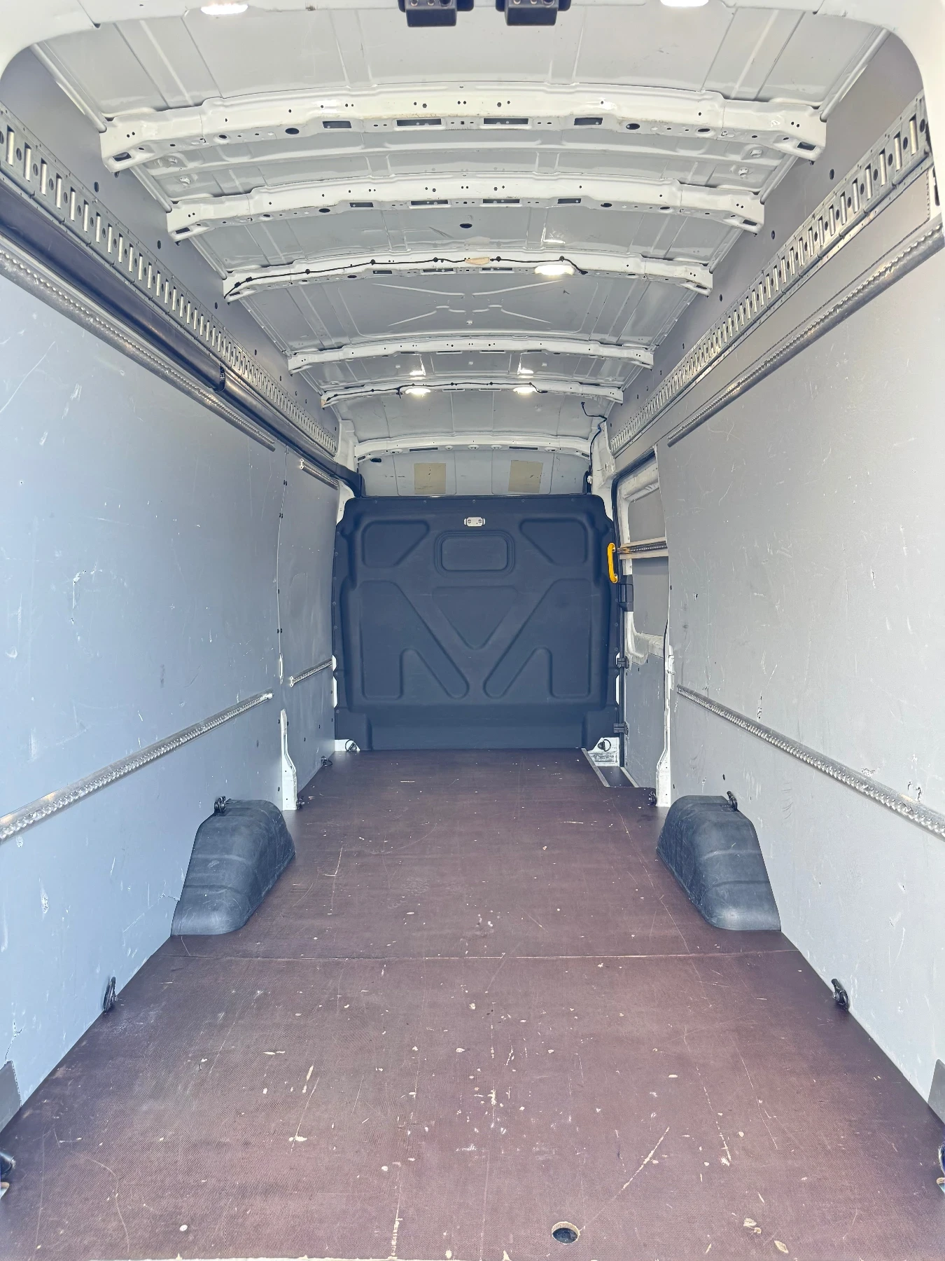 Ford Transit MAXI  185кс! LED Bi-Xenon фарове!Клима, Нави, FULL, снимка 8 - Бусове и автобуси - 55596704