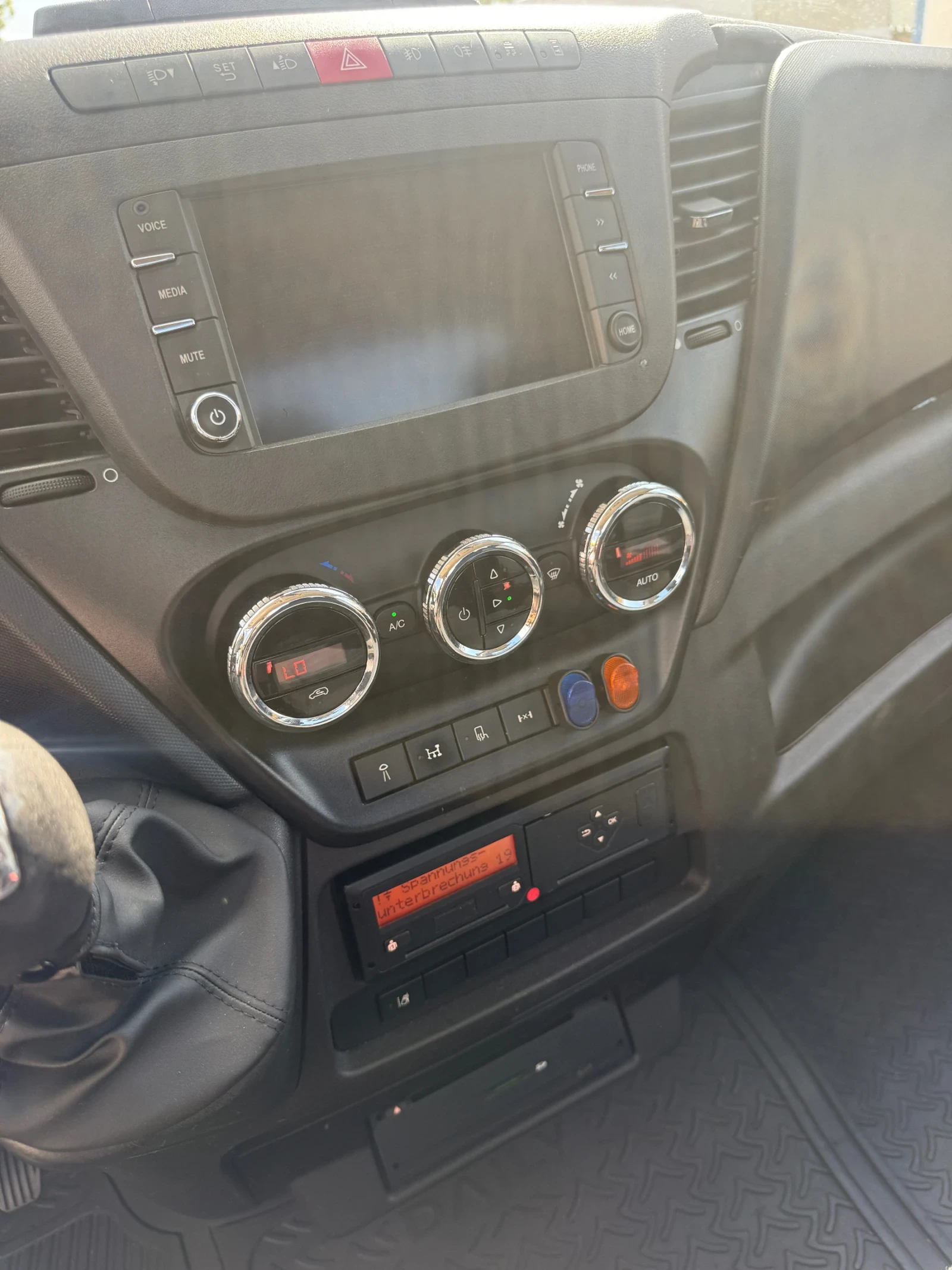 Iveco 35c18 35/18 Специален, снимка 6 - Бусове и автобуси - 56206350