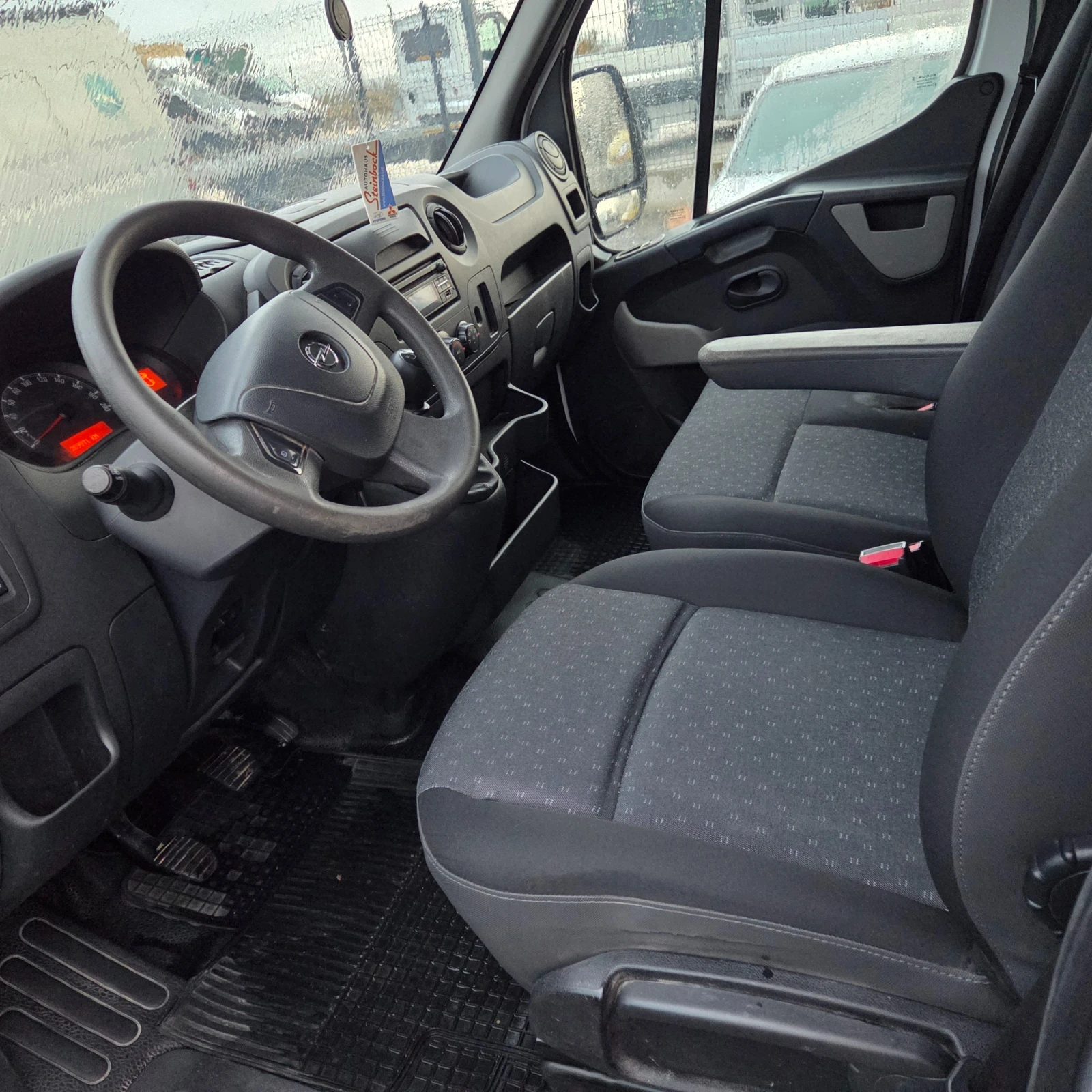 Renault Master 2.3cdti 130kc 6b, снимка 9 - Бусове и автобуси - 56739957