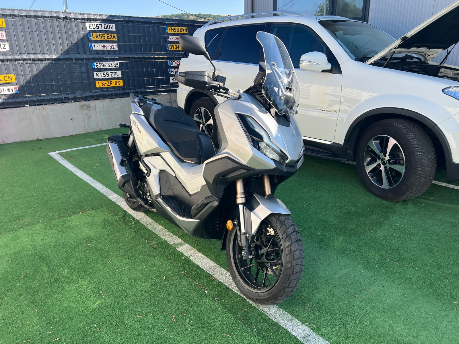 Honda X-ADV 350i 9000km Неразличим от нов, снимка 1