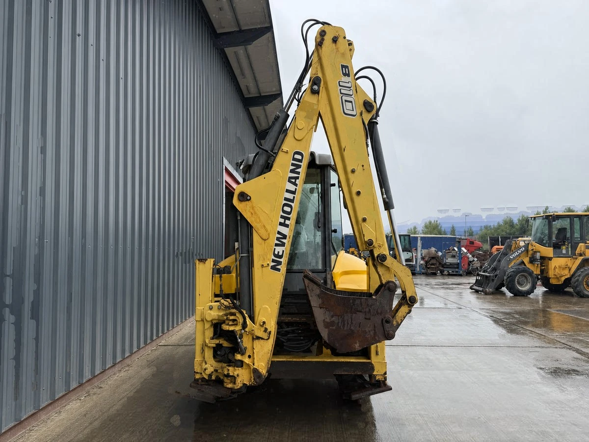 Багер New Holland B110-4PT, снимка 5 - Индустриална техника - 54774365