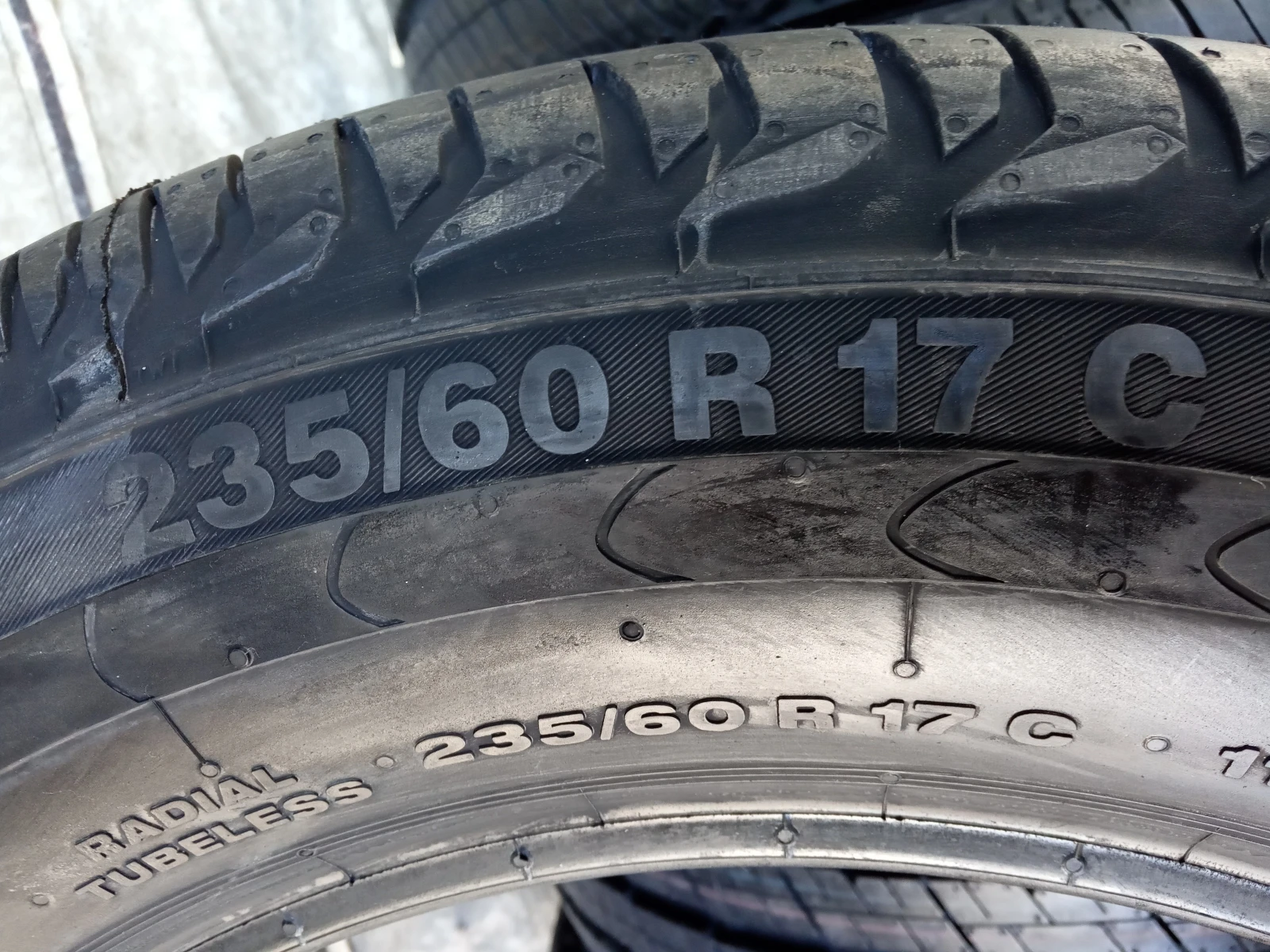  235/60R17 | Mobile.bg   9