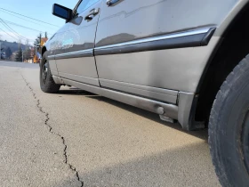 Mercedes-Benz 124 Катафалка 2.3 бензинов, снимка 5