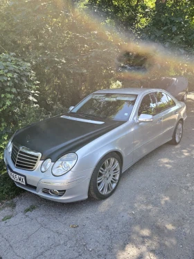 Mercedes-Benz E 320, снимка 7