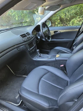 Mercedes-Benz E 320, снимка 10