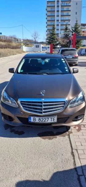     Mercedes-Benz E 220