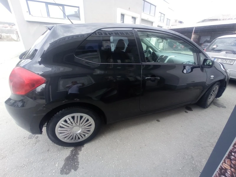 Toyota Auris, снимка 3 - Автомобили и джипове - 45888917