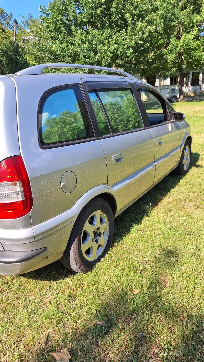 Opel Zafira Мини ван, снимка 6 - Автомобили и джипове - 47075112