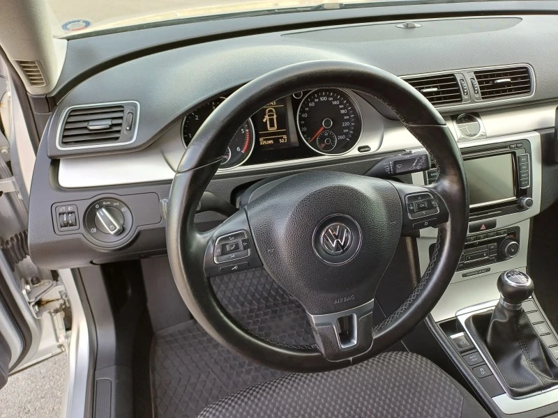 VW Passat 2.0 TDI 140k.s. Navi , снимка 9 - Автомобили и джипове - 46331366