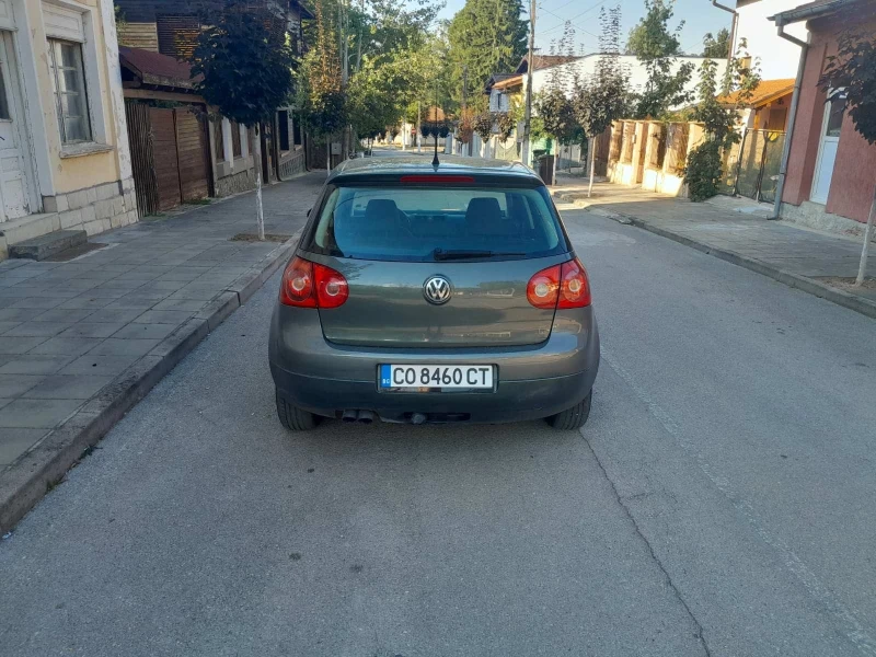 VW Golf 1.9 TDI, снимка 2 - Автомобили и джипове - 46898469