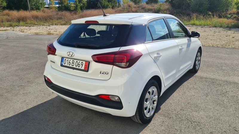 Hyundai I20 SWISS, снимка 11 - Автомобили и джипове - 47317228