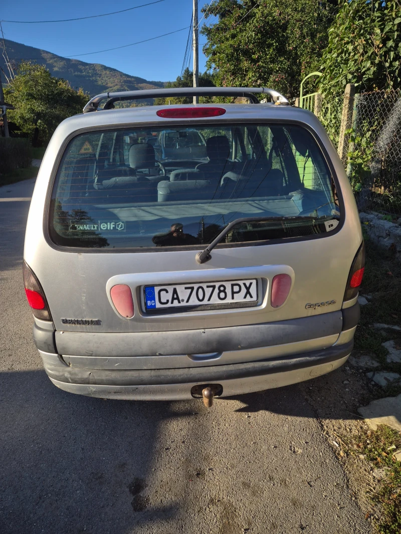 Renault Espace 2.0 115 к.с. СПЕШНО!, снимка 10 - Автомобили и джипове - 47601024