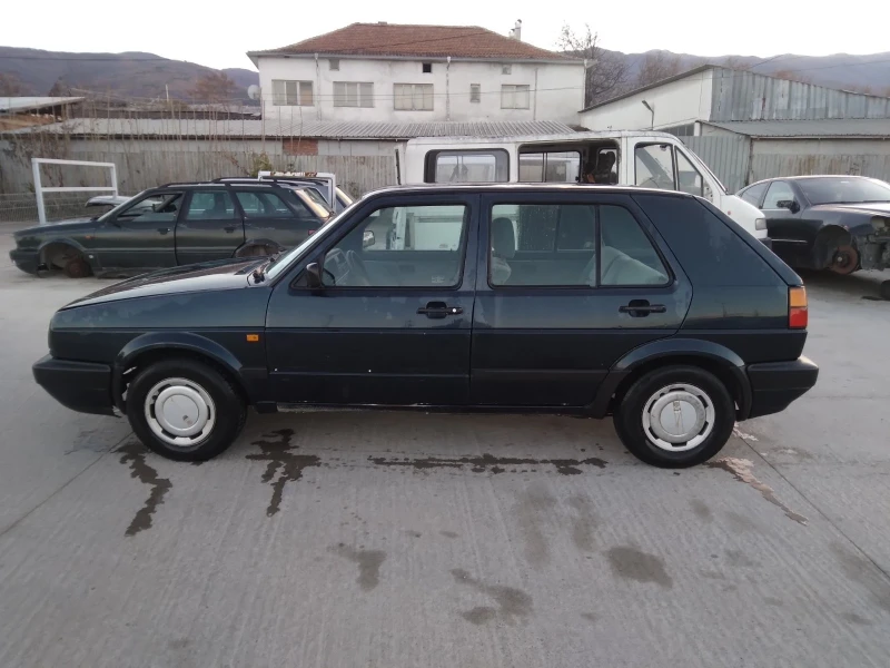 VW Golf, снимка 4 - Автомобили и джипове - 48199912