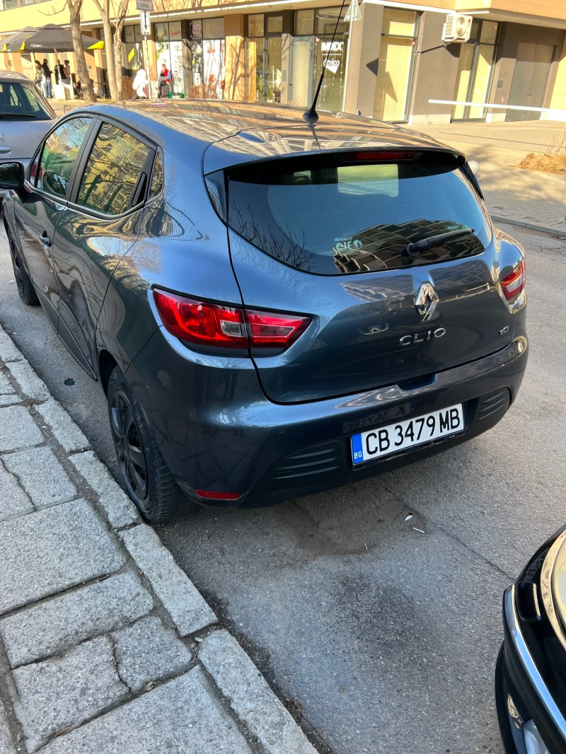 Renault Clio, снимка 2 - Автомобили и джипове - 48396390