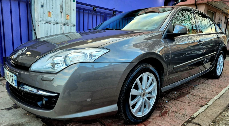 Renault Laguna 2.0i-INITIAL PARIS-navi- koja-6speed, снимка 3 - Автомобили и джипове - 48788217