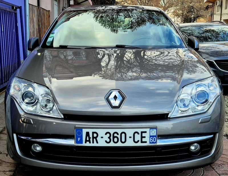 Renault Laguna 2.0i-INITIAL PARIS-navi- koja-6speed, снимка 2 - Автомобили и джипове - 48788217