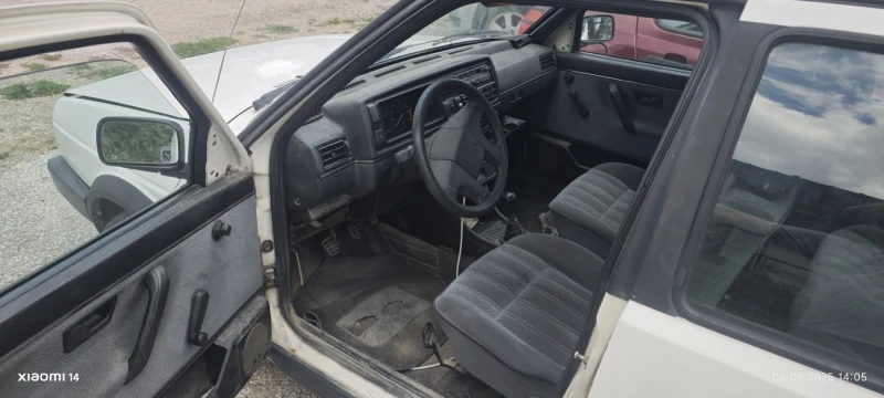 VW Jetta, снимка 6 - Автомобили и джипове - 52369347