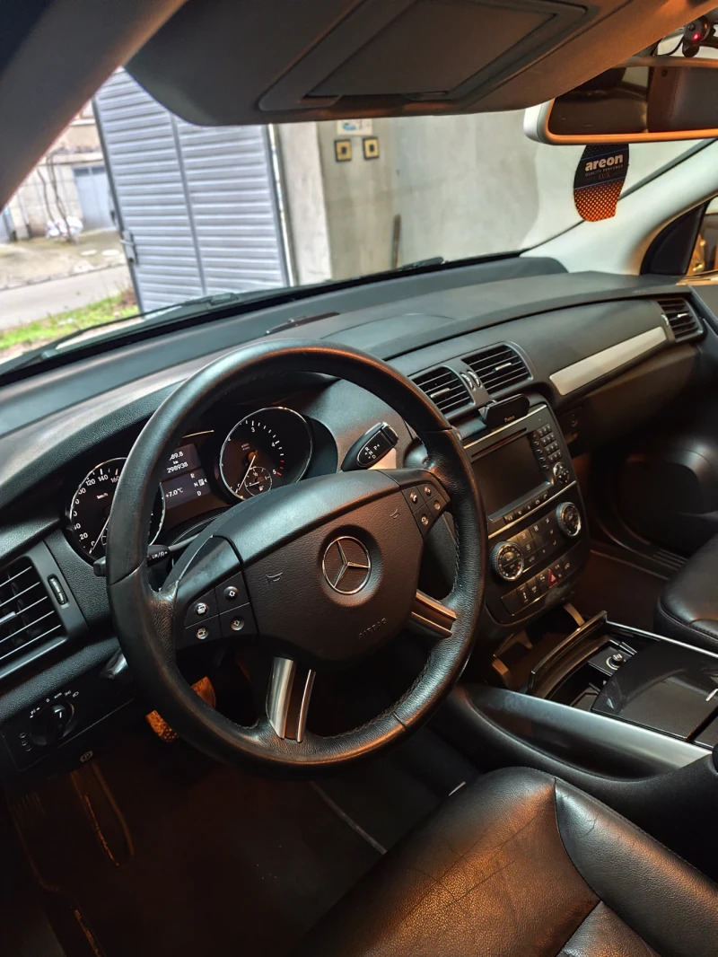 Mercedes-Benz R 320, снимка 11 - Автомобили и джипове - 52864506