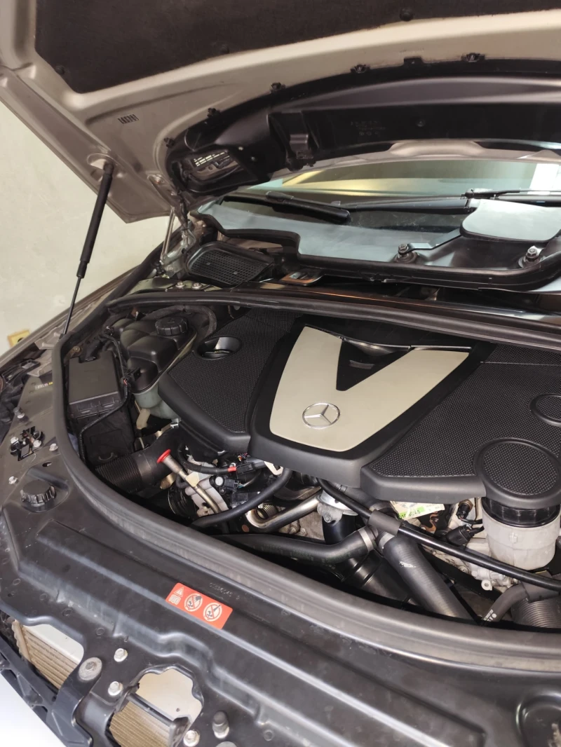 Mercedes-Benz R 320, снимка 13 - Автомобили и джипове - 52864506