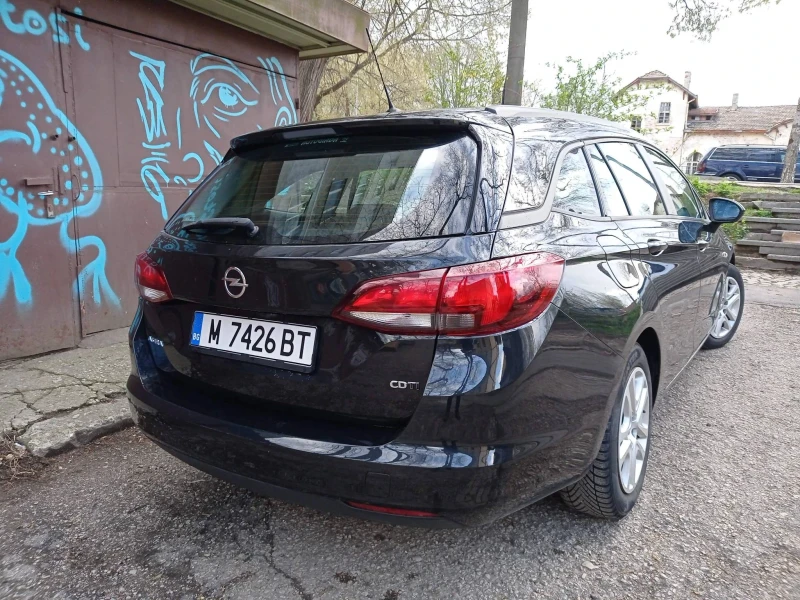 Opel Astra 1.6cdti 110hp, снимка 5 - Автомобили и джипове - 53378759
