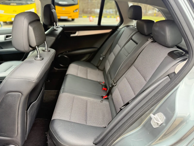 Mercedes-Benz C 220 2.2CDI Навигация* Автоматик* Ксенон* Подгрев, снимка 13 - Автомобили и джипове - 53597691