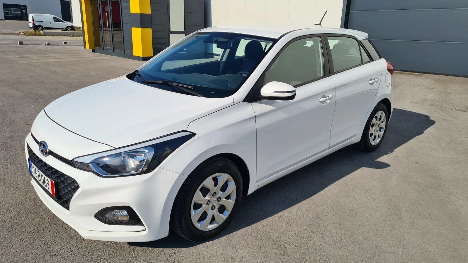 Hyundai I20 SWISS - изображение 8