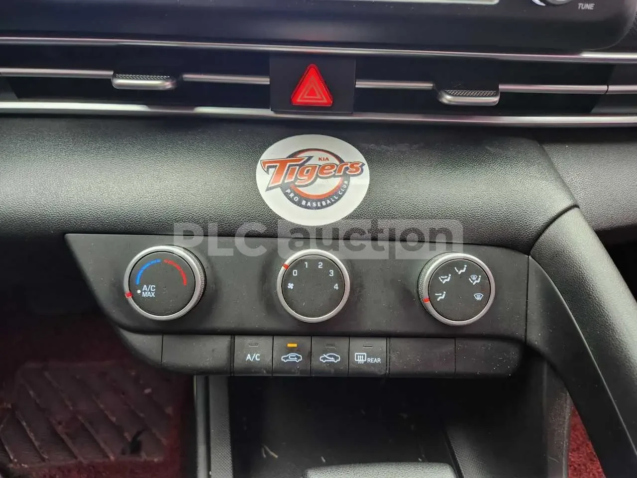 Hyundai Elantra | Mobile.bg   12