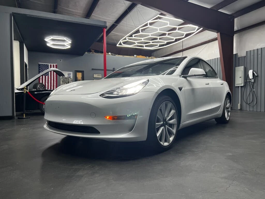Tesla Model 3 * *   *  | Mobile.bg   1