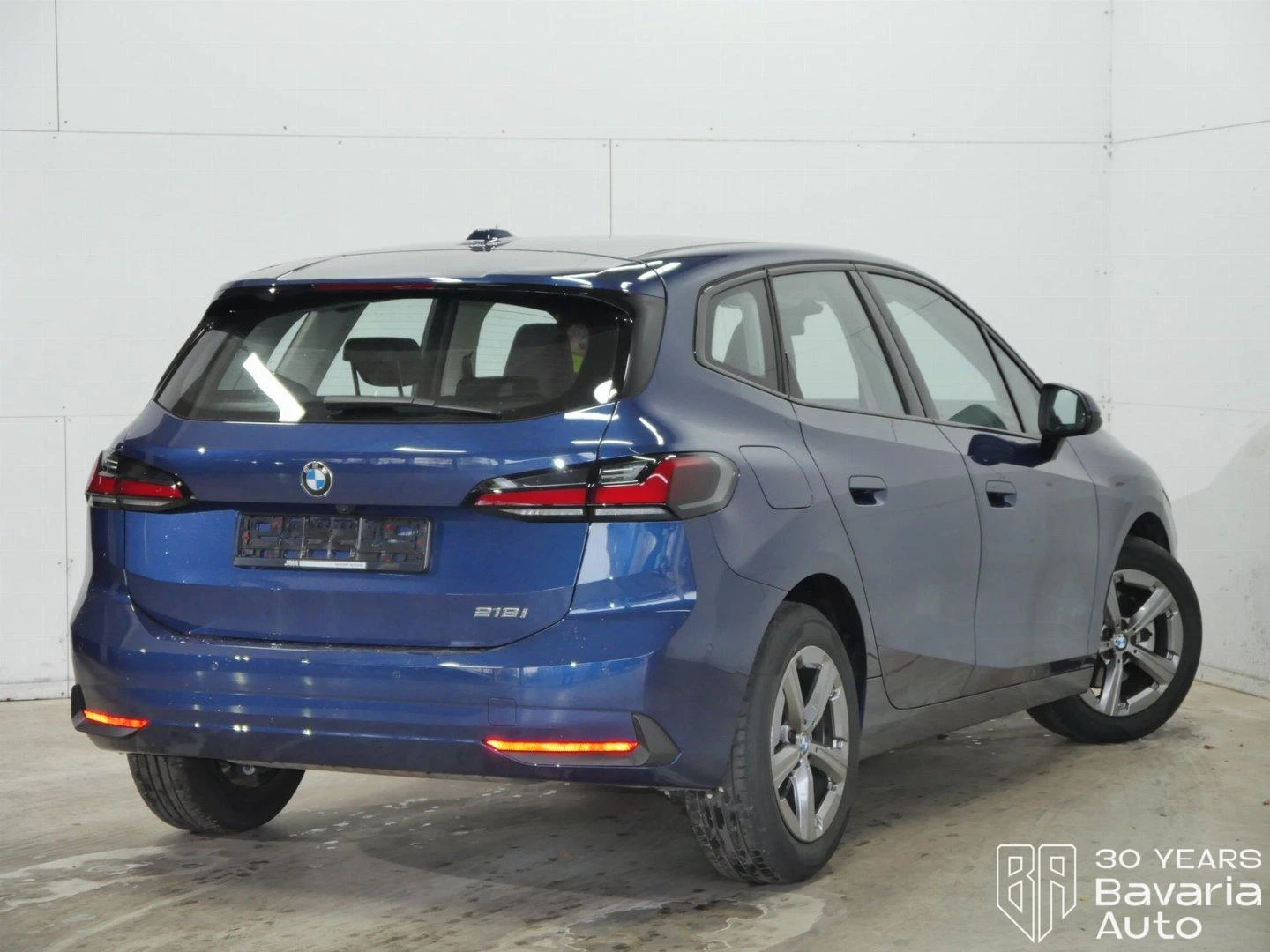 BMW 218 i Active Tourer Steptronic - изображение 3