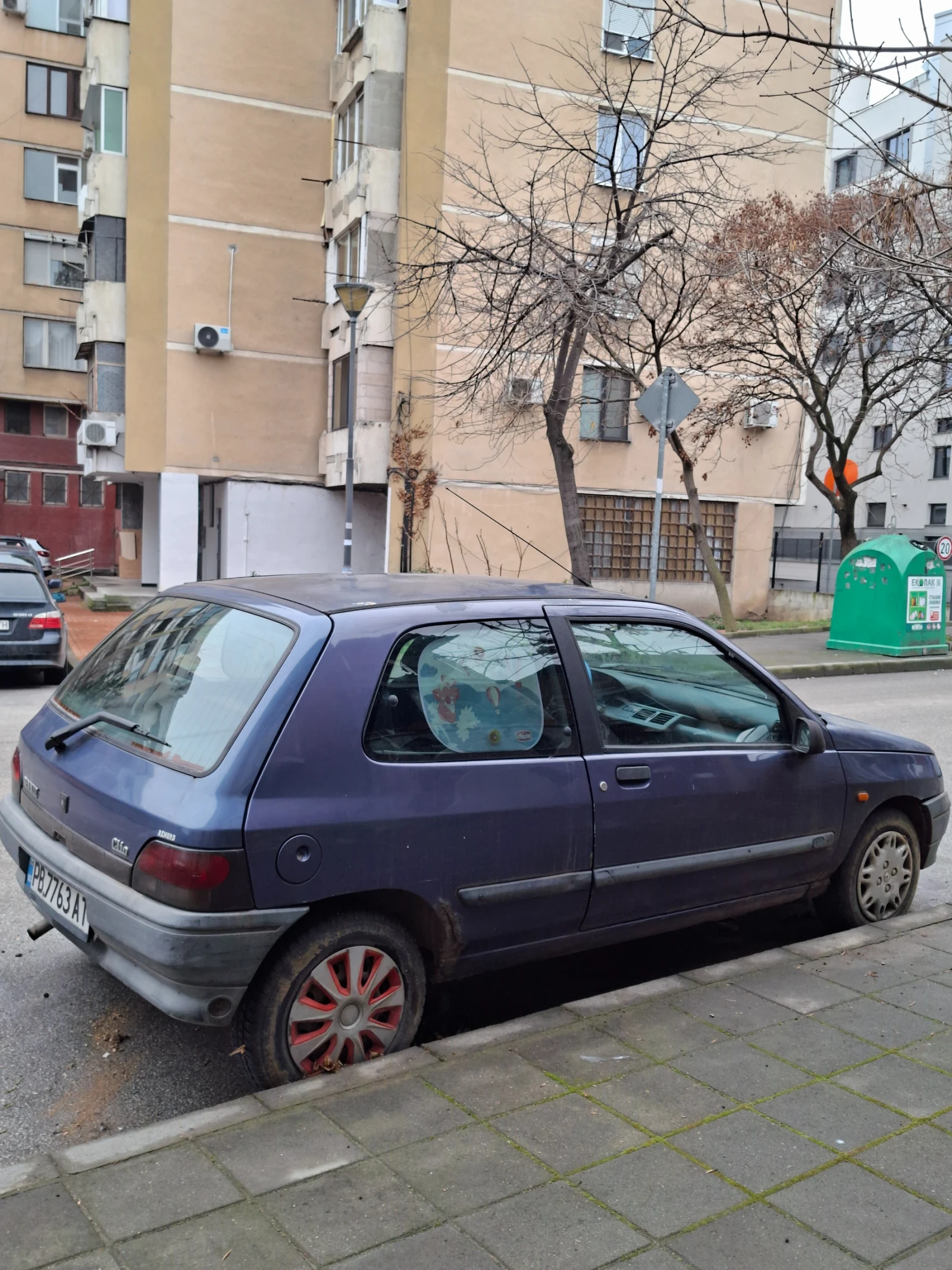 Renault Clio 1.2i - изображение 2