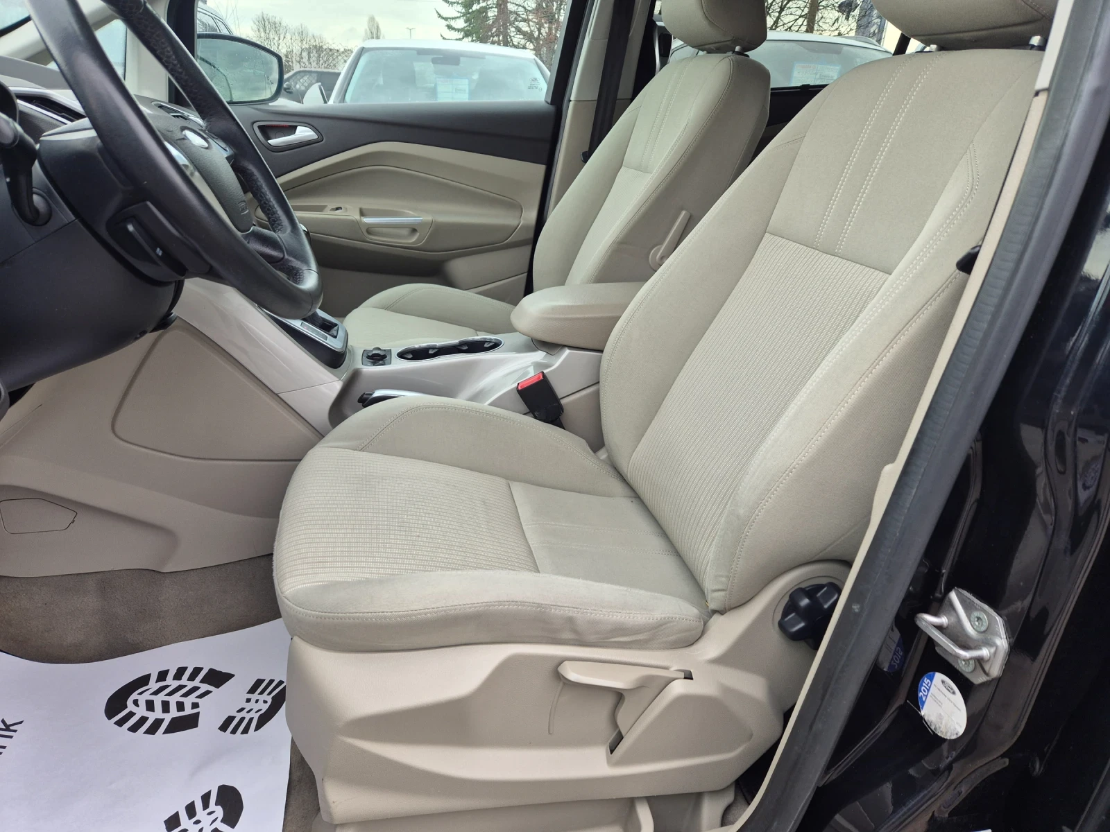 Ford Grand C-Max 2.0d 140к.с. AUT. 7места, снимка 8 - Автомобили и джипове - 53724556