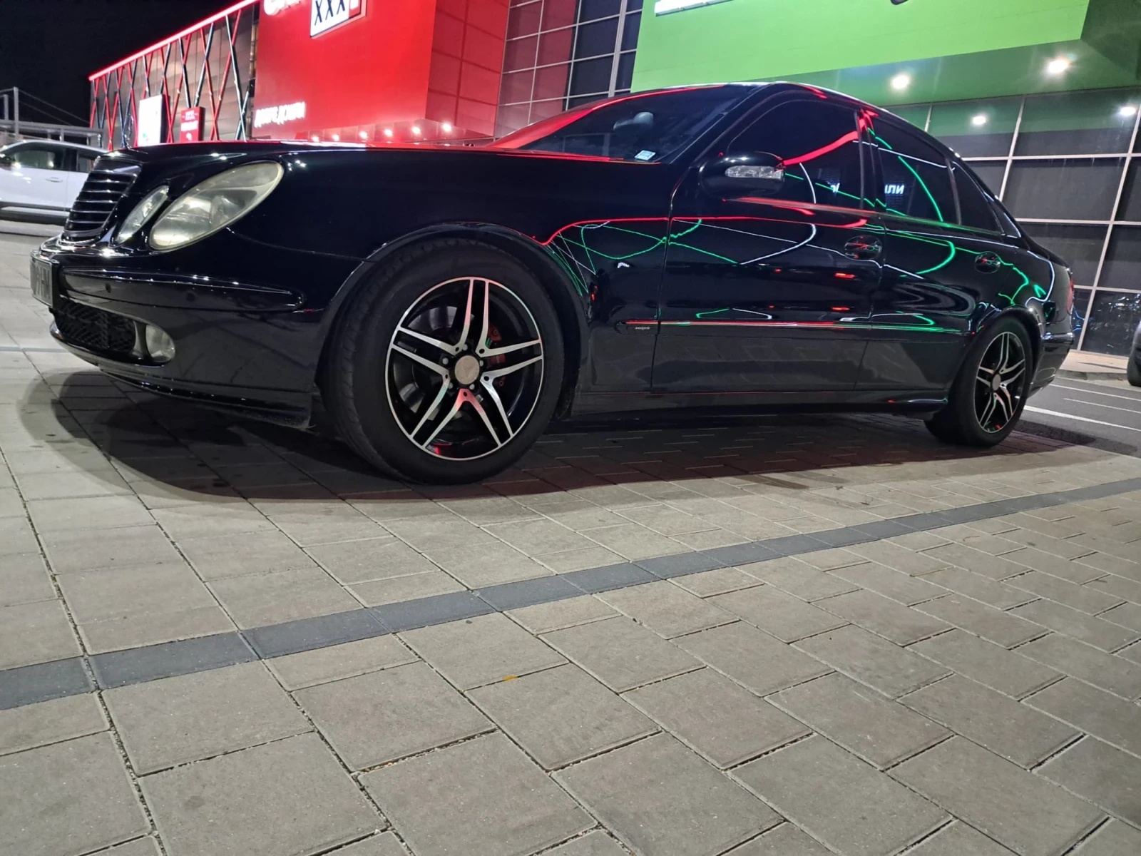 Mercedes-Benz E 320 E 320 , снимка 2 - Автомобили и джипове - 53929199