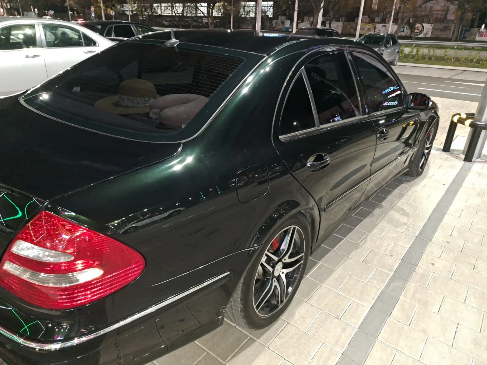Mercedes-Benz E 320 E 320 , снимка 5 - Автомобили и джипове - 53929199