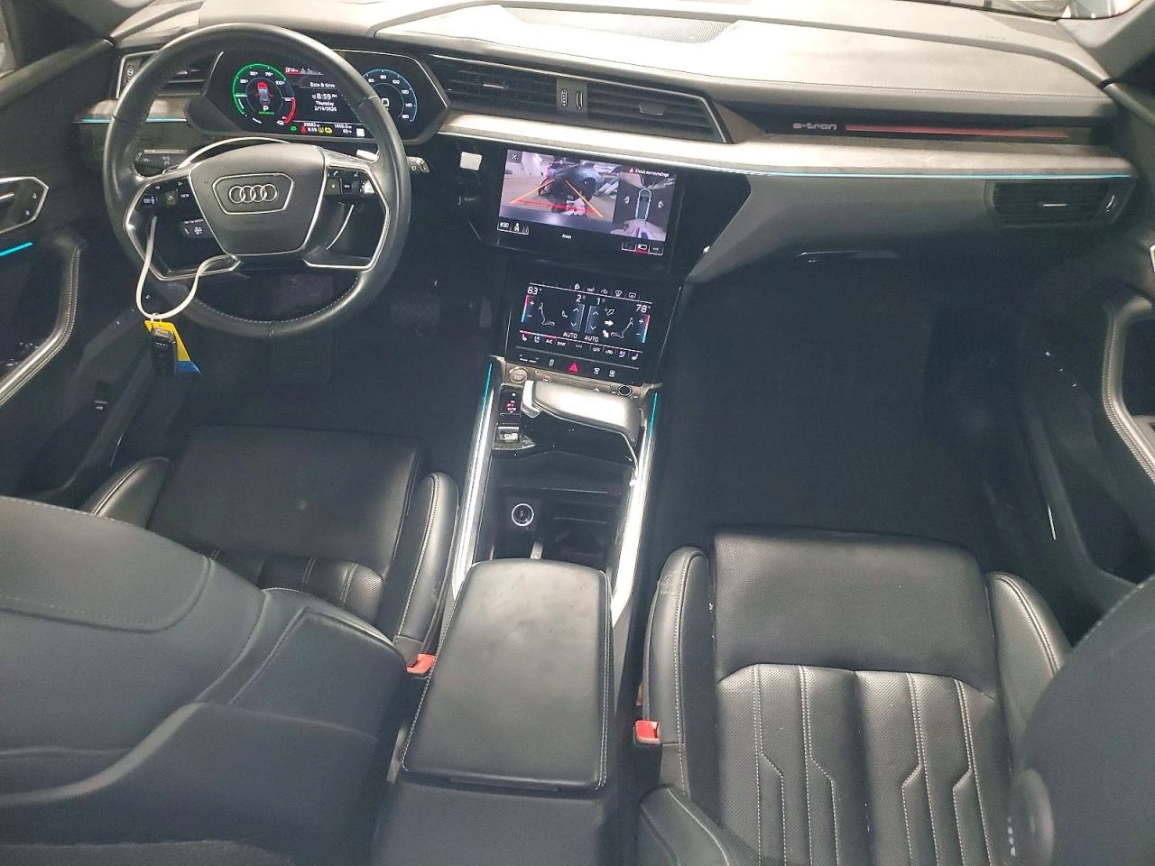 Audi E-Tron Prestige, снимка 8 - Автомобили и джипове - 54078657