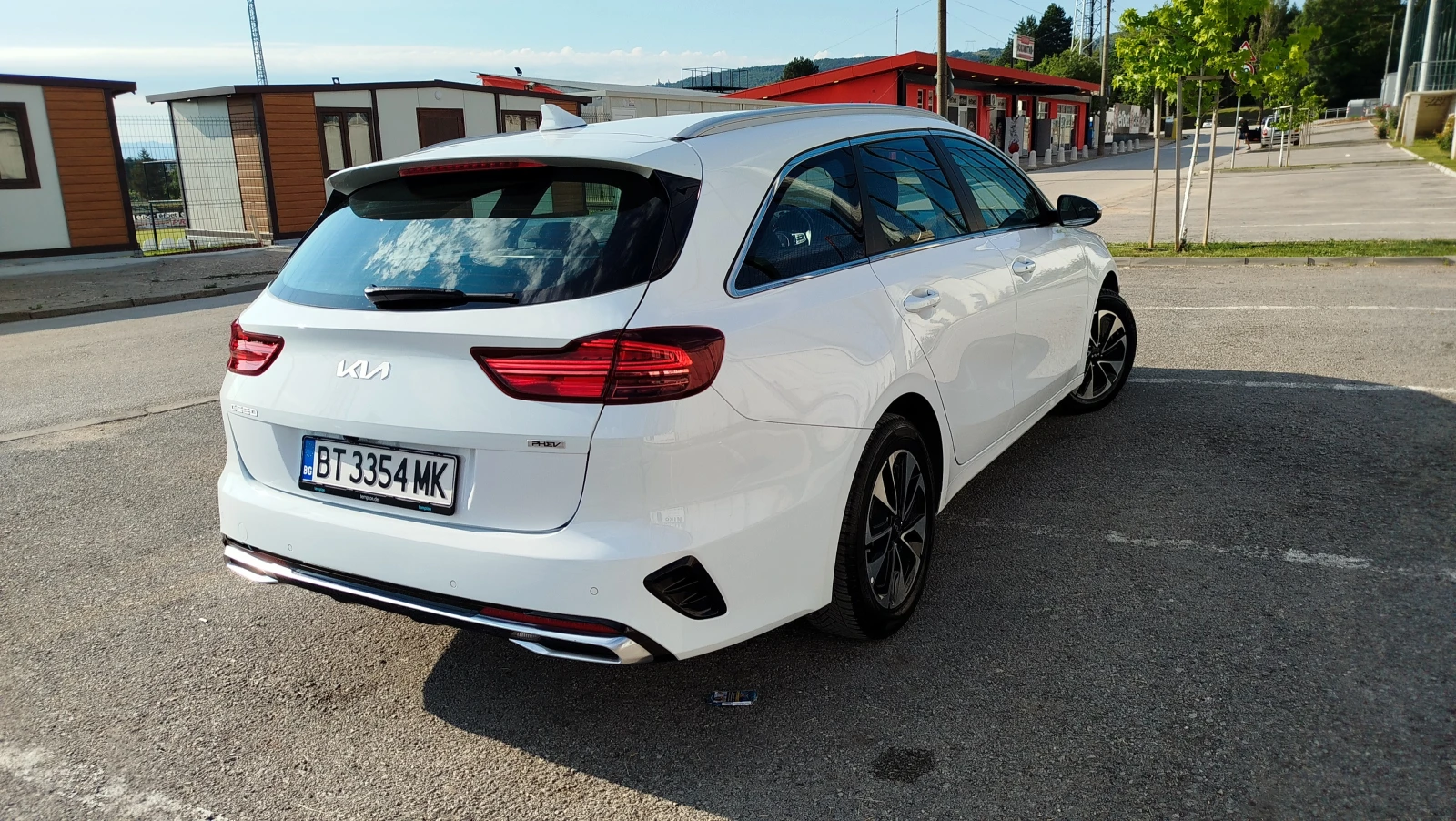 Kia Ceed  1.6 GDI Vision Plugin Hybrid, снимка 4 - Автомобили и джипове - 54595940