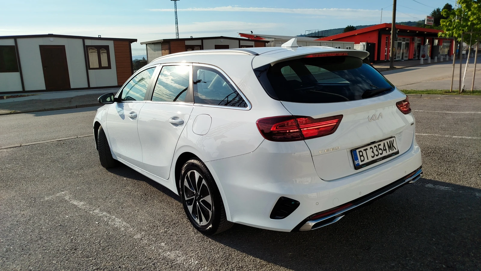 Kia Ceed  1.6 GDI Vision Plugin Hybrid, снимка 6 - Автомобили и джипове - 54595940