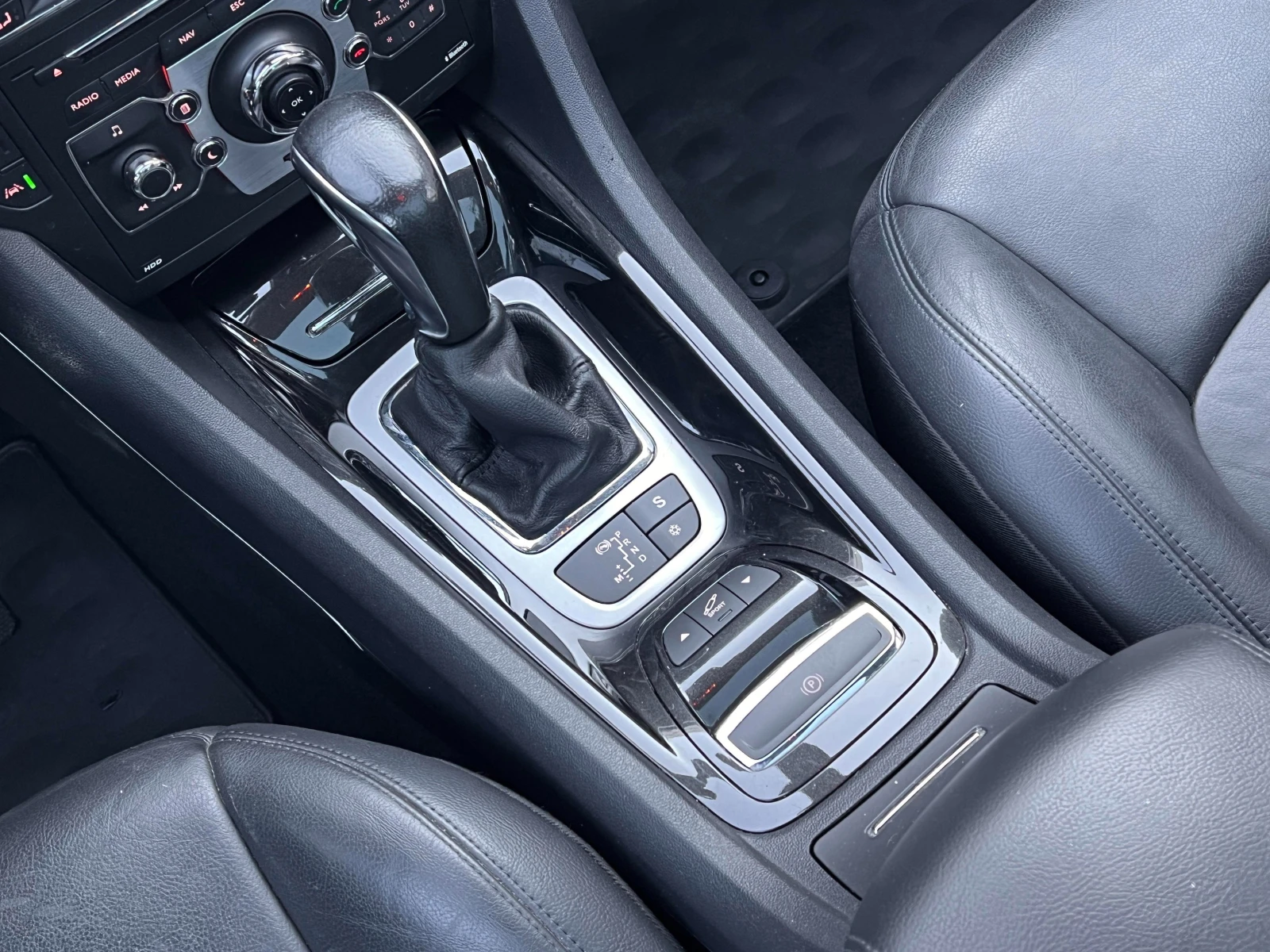 Citroen C5 2.2HDi Exclusive ПРОЧЕТИ ОПИСАНИЕТО, снимка 10 - Автомобили и джипове - 55067405