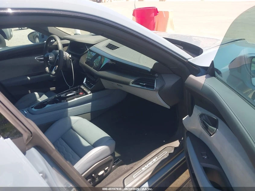 Audi E-Tron GT Premium Plus Quattro, снимка 5 - Автомобили и джипове - 55127011