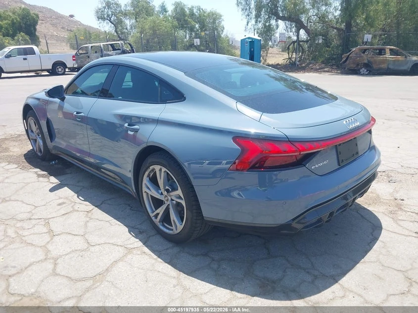 Audi E-Tron GT Premium Plus Quattro, снимка 3 - Автомобили и джипове - 55127011