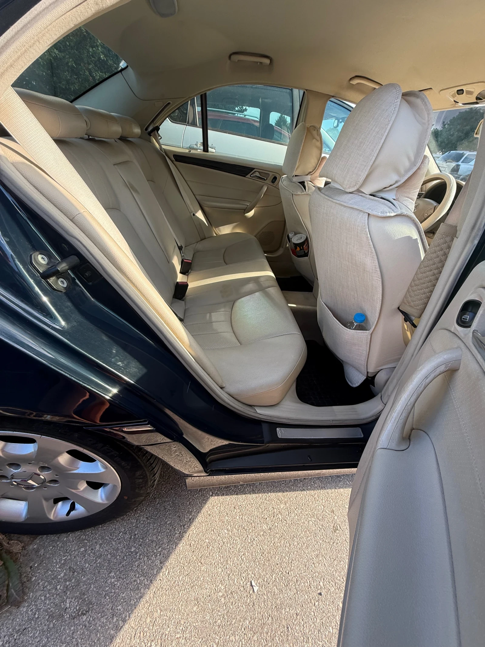 Mercedes-Benz C 220, снимка 7 - Автомобили и джипове - 55334733