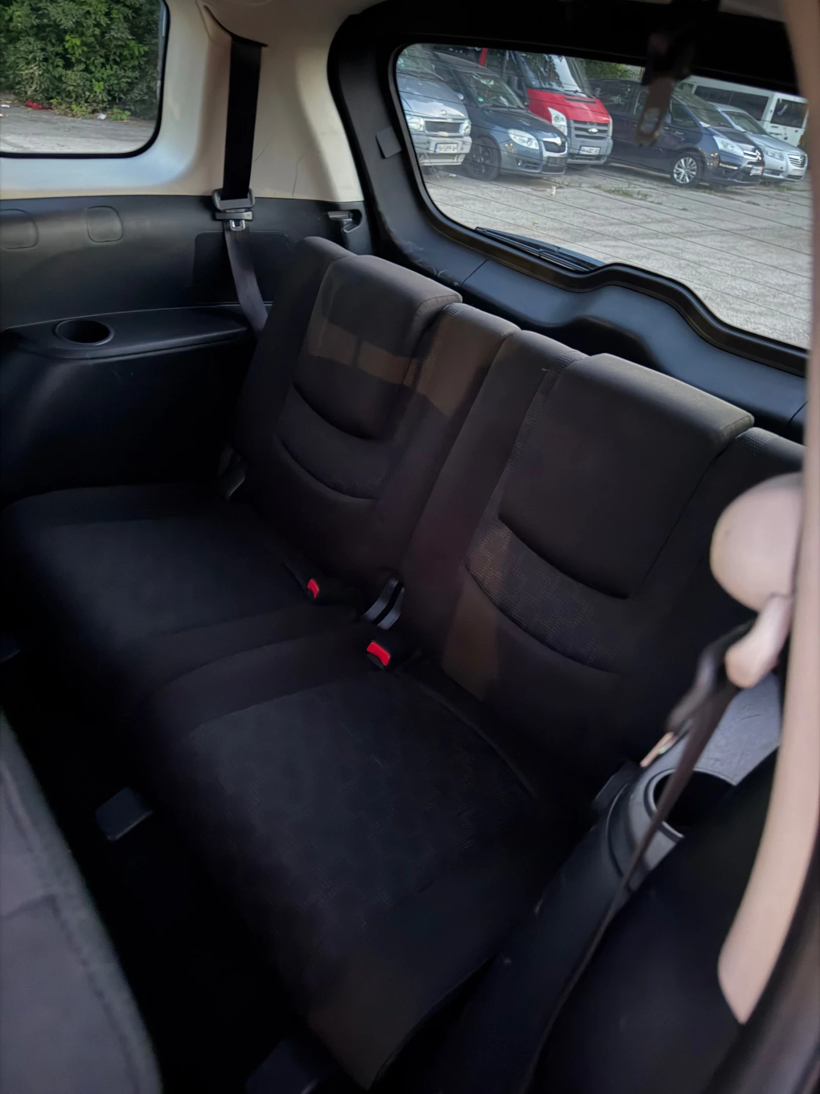 Mazda 5 2000, снимка 7 - Автомобили и джипове - 55381715