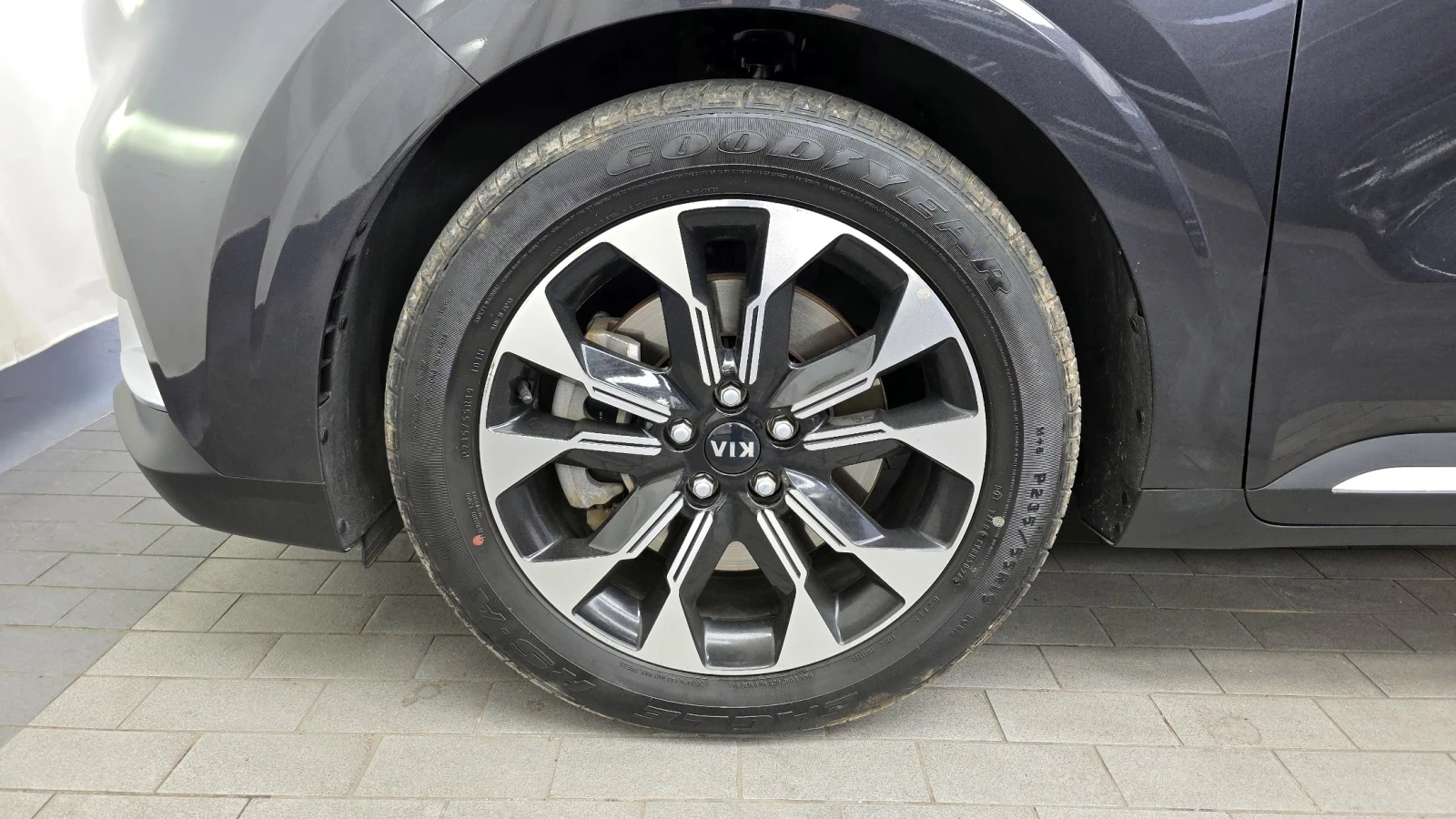 Kia Carnival 7-Seater Noblesse, снимка 5 - Автомобили и джипове - 55433529