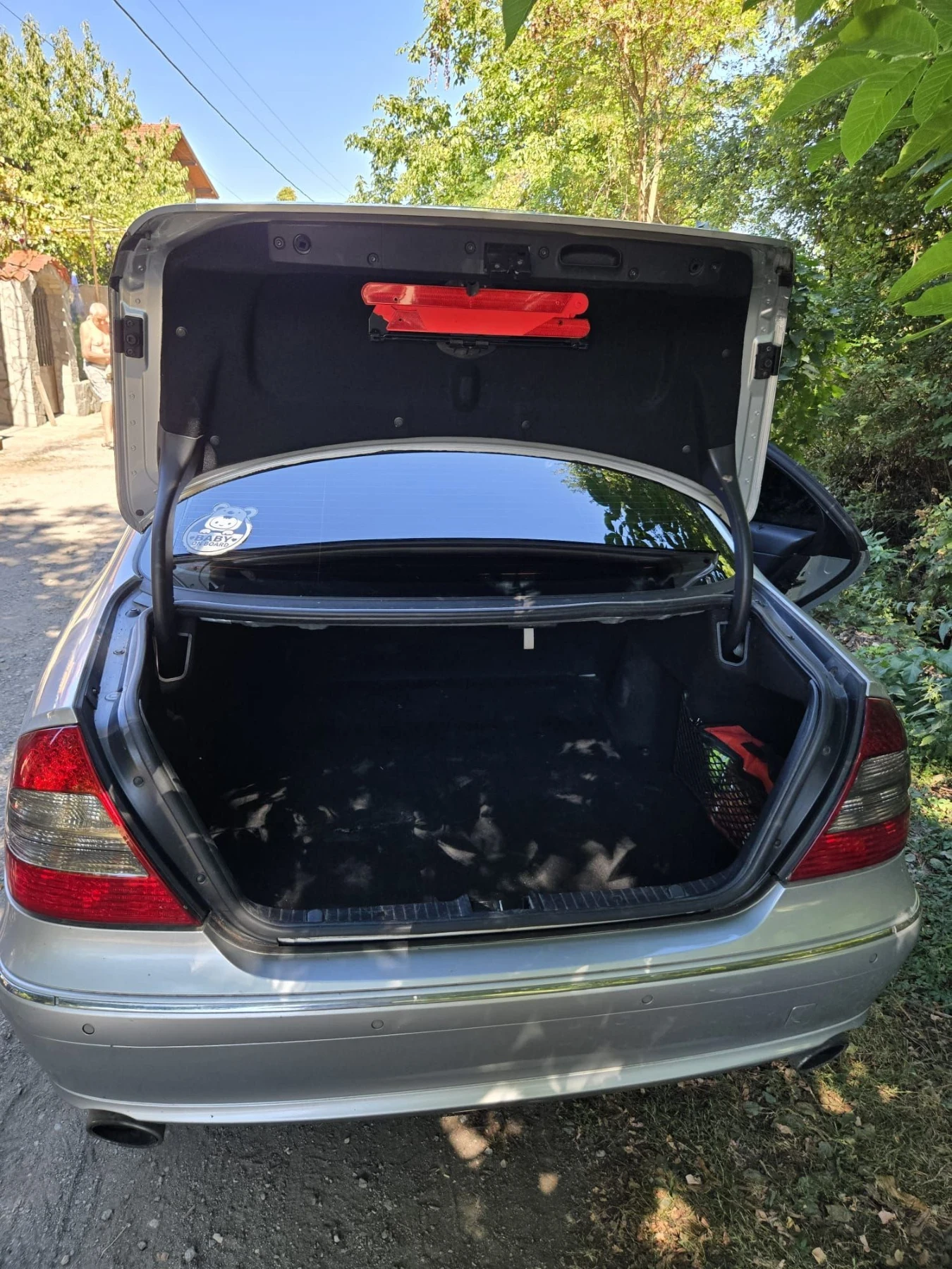 Mercedes-Benz E 320, снимка 12 - Автомобили и джипове - 56158425