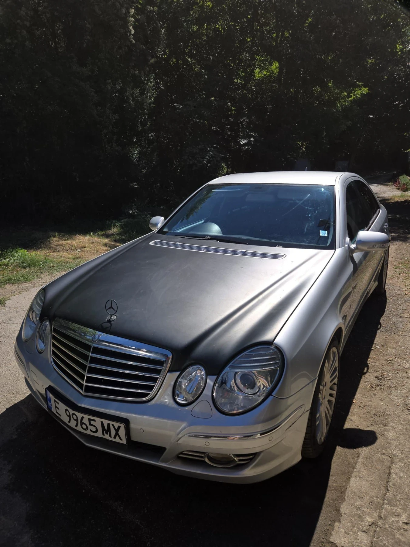 Mercedes-Benz E 320