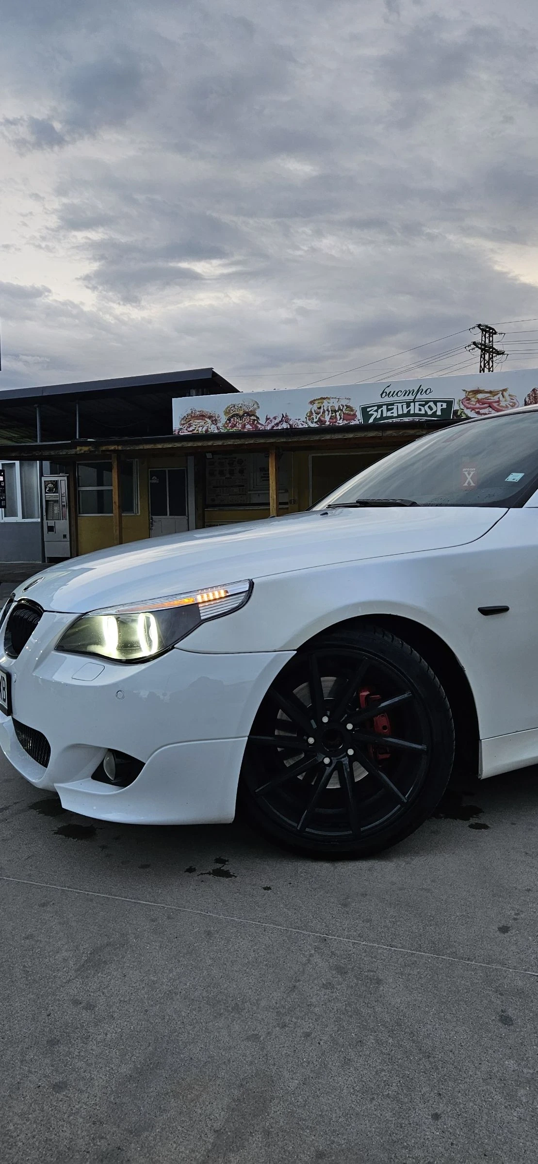 BMW 530, снимка 5 - Автомобили и джипове - 56281143