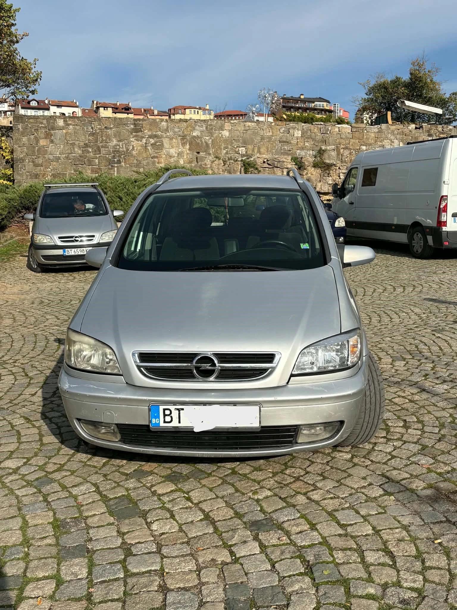 Opel Zafira, снимка 2 - Автомобили и джипове - 56646391