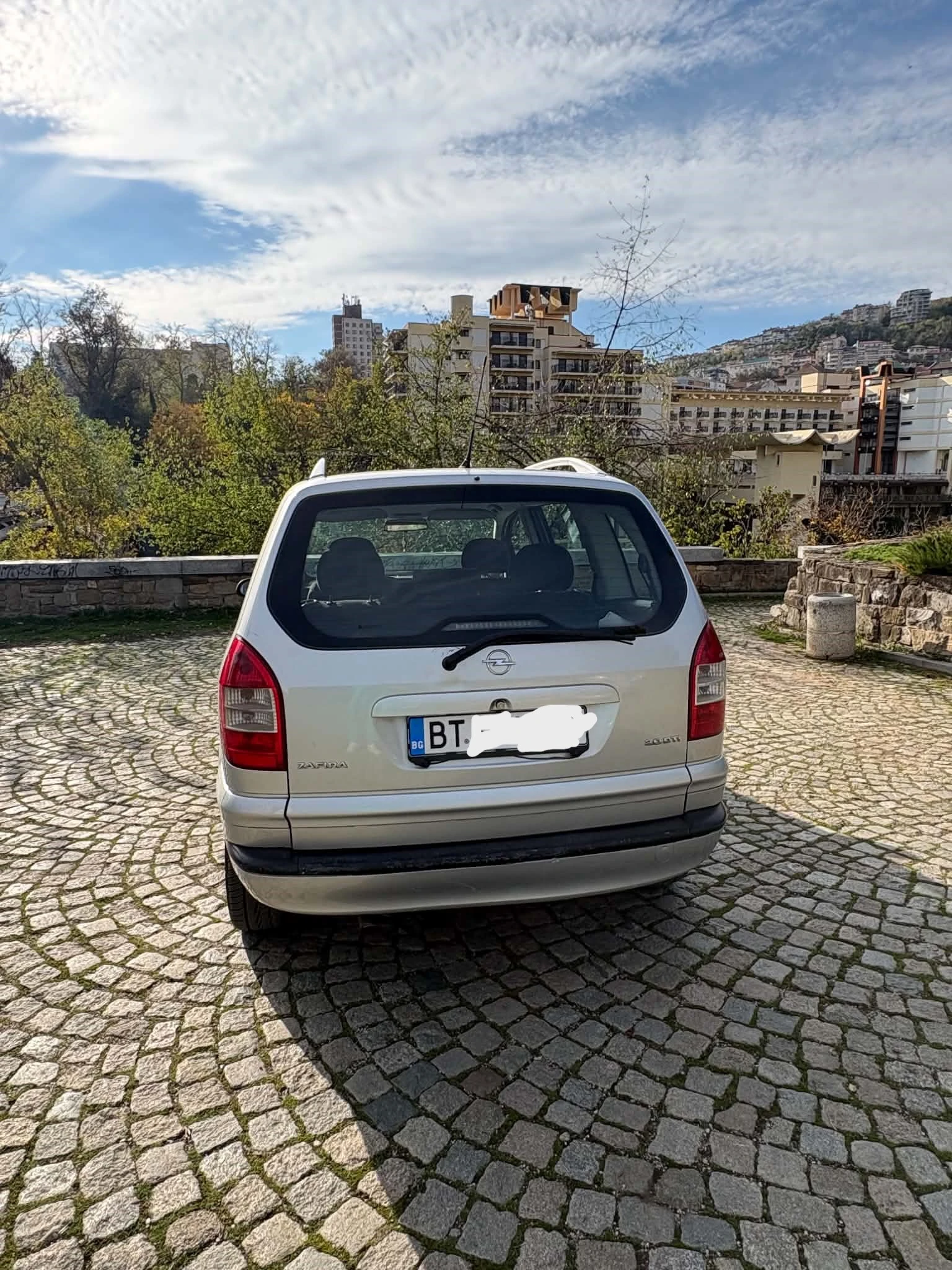 Opel Zafira, снимка 3 - Автомобили и джипове - 56646391