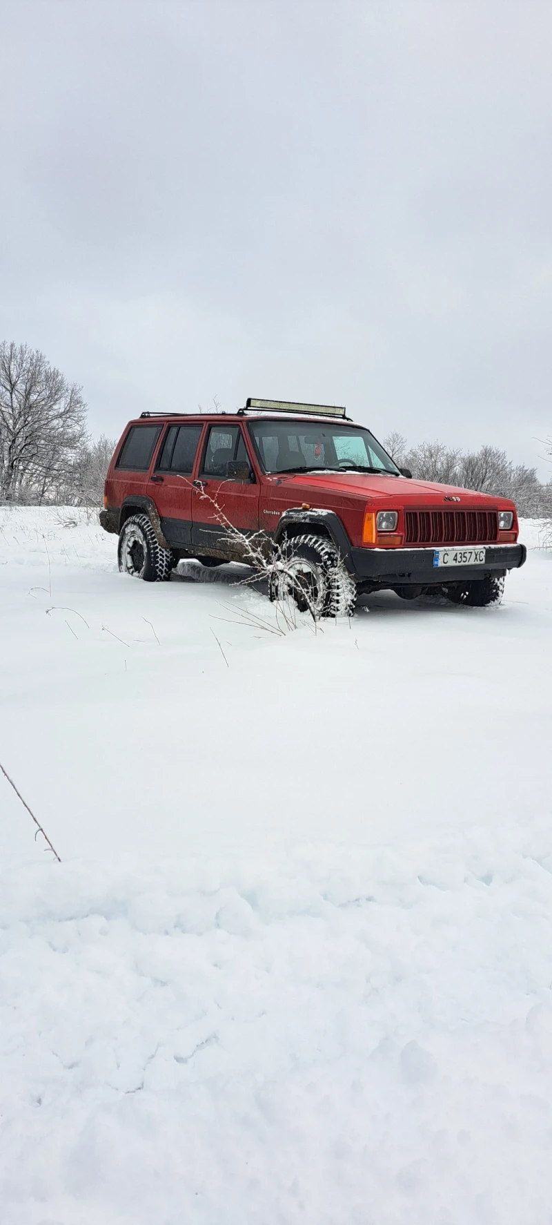 Jeep Cherokee 2.1, снимка 3 - Автомобили и джипове - 53073606