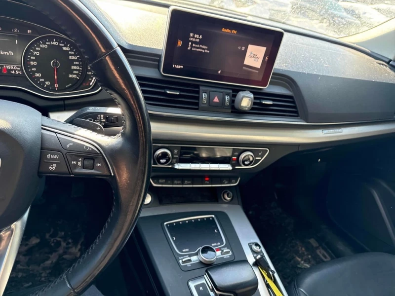 Audi Q5 QUATTRO * ГЛАВНО ПРЕДСТАВИТЕЛСТВО НА AUDI * , снимка 9 - Автомобили и джипове - 53386123