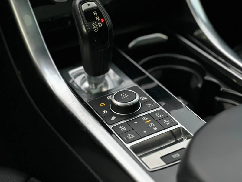 Land Rover Range Rover Sport / AUTOBIOGRAPHY / 4.4 / FULL / СЕРВИЗНА ИСТОРИЯ /, снимка 16 - Автомобили и джипове - 53508614